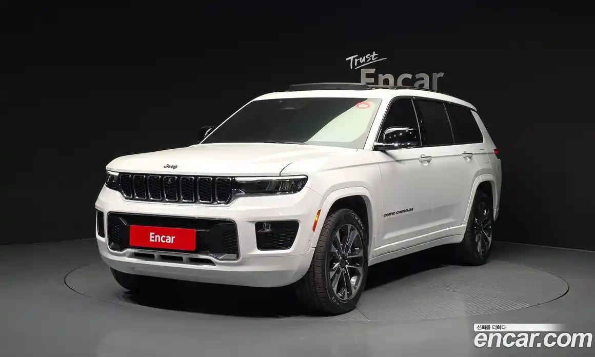 Jeep Cherokee 2022 3.6 Автомат в Москве № 330075, фото 11