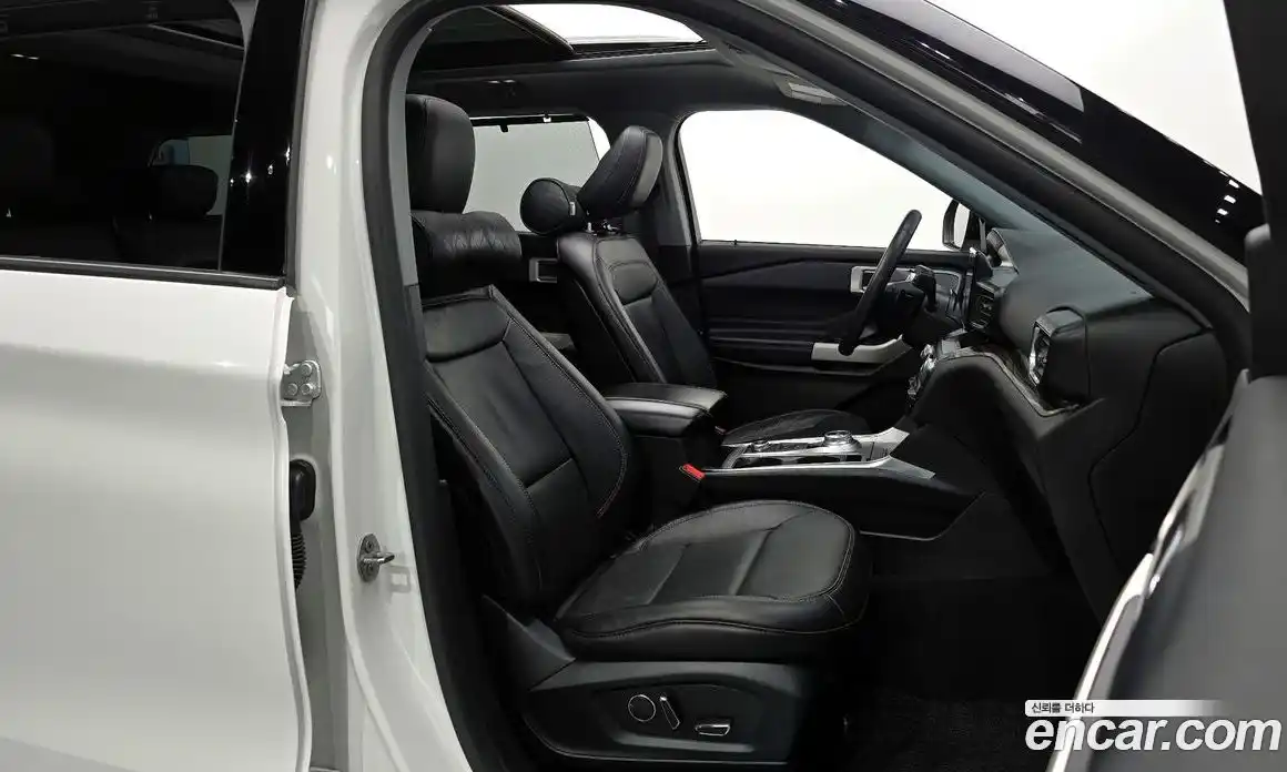 Ford Explorer 2020 2.3 Автомат в Москве № 330482, фото 8