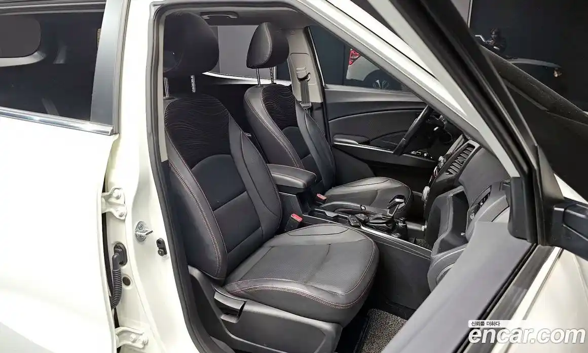 SsangYong TIBOLI 2019 1.6 Автомат в Москве № 340995, фото 17