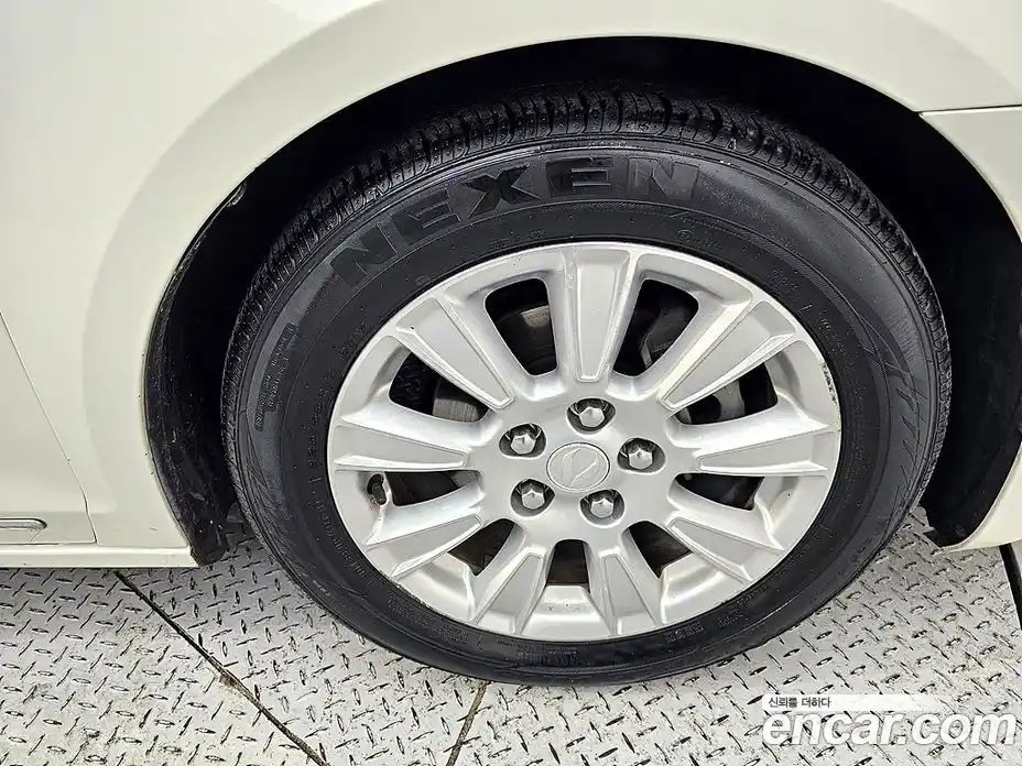 Chevrolet Alpheon 2012 2.4 Автомат в Москве № 355239, фото 17