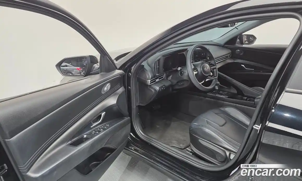 Hyundai Avante 2023 1.6 Автомат в Москве № 356719, фото 11