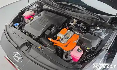 Hyundai Avante 2023 1.6 Автомат в Москве № 356719, миниатюра 6