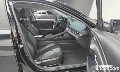 Hyundai Avante 2023 1.6 Автомат в Москве № 356719, миниатюра 10