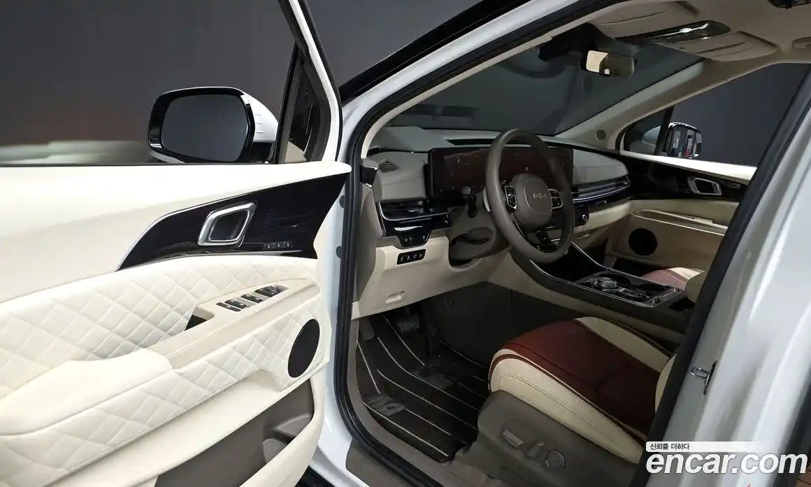 Kia Canival 2024 3.5 Автомат в Москве № 362889, фото 11