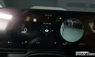 Kia Canival 2024 3.5 Автомат в Москве № 362889, миниатюра 8