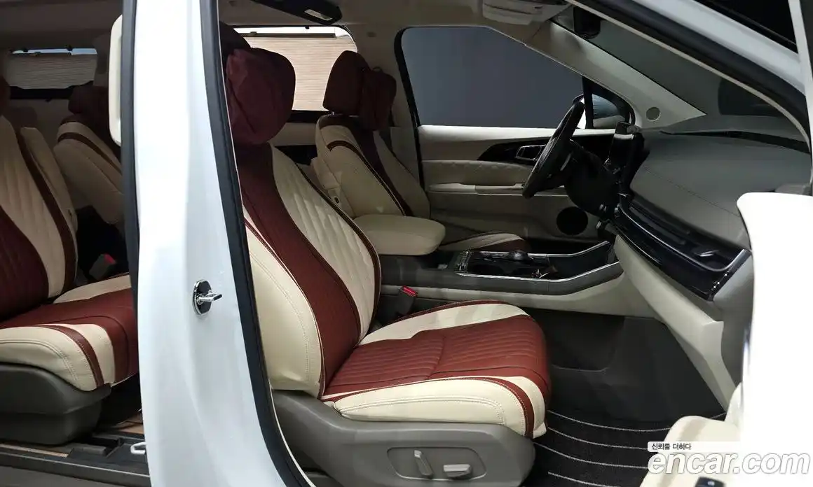 Kia Canival 2024 3.5 Автомат в Москве № 362889, фото 10