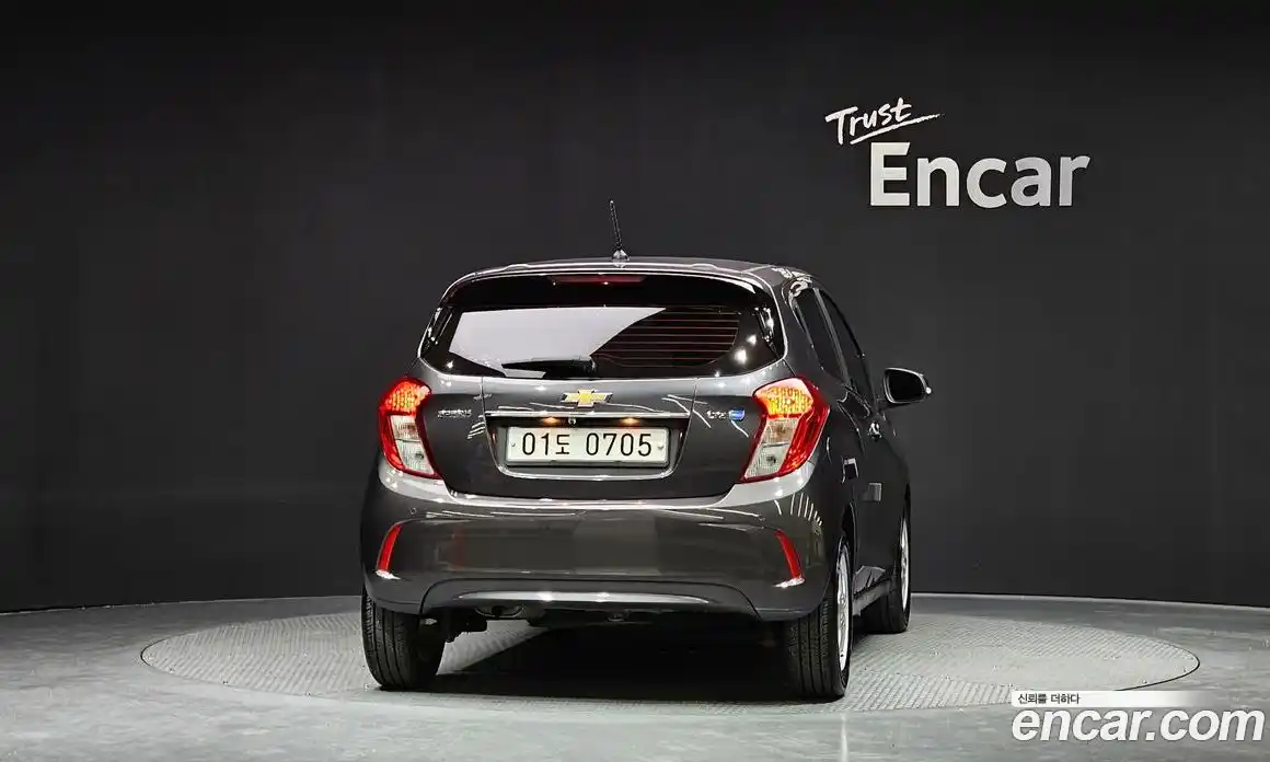 Chevrolet Spark 2016 1.0 Автомат в Москве № 36689, фото 20