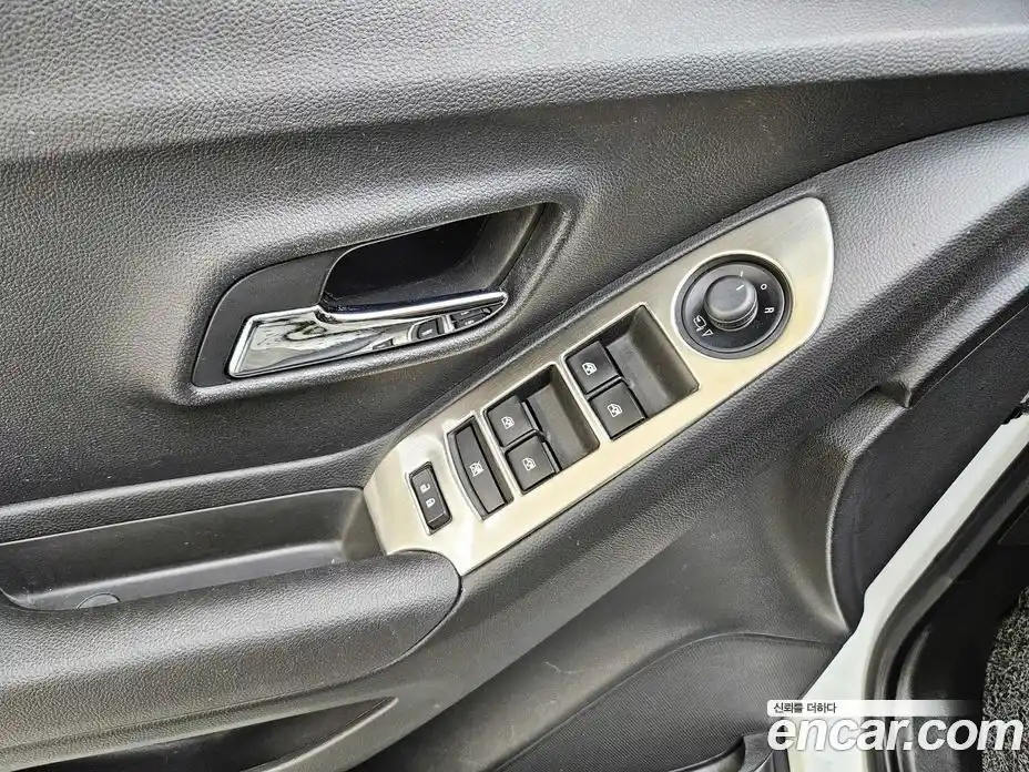 Chevrolet Trax 2013 1.4 Автомат в Москве № 36937, фото 15