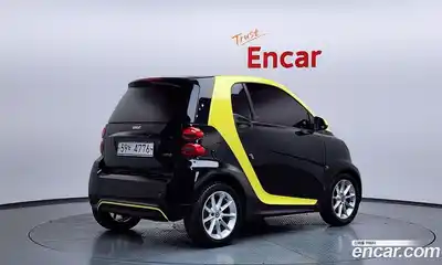 Smart Fortwo 2012 1.0 Автомат в Москве № 376054, миниатюра 2