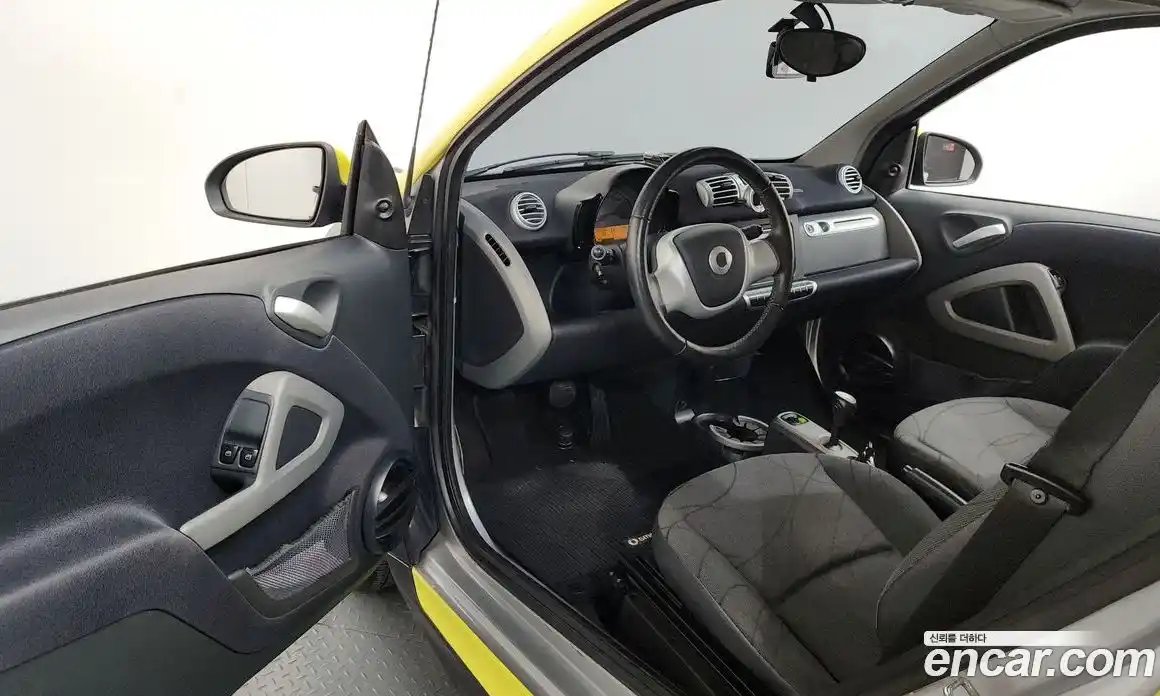 Smart Fortwo 2012 1.0 Автомат в Москве № 376054, фото 10