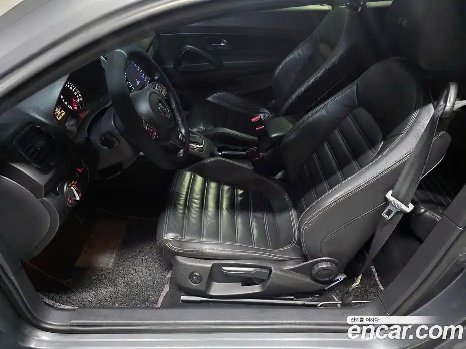 Volkswagen Scirocco 2014 2.0 Автомат в Москве № 383416, фото 11