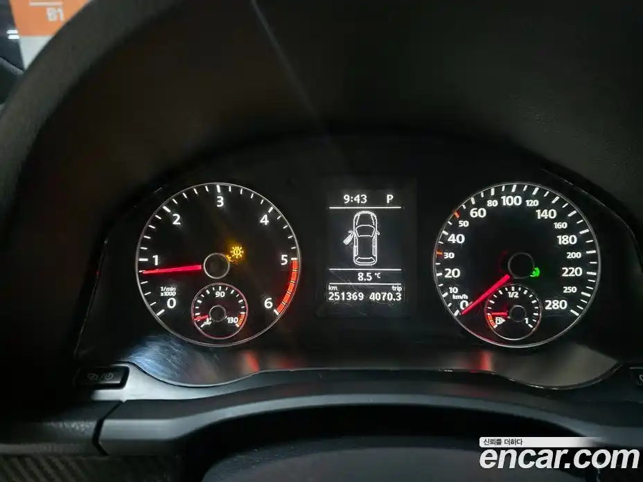 Volkswagen Scirocco 2014 2.0 Автомат в Москве № 383416, фото 13