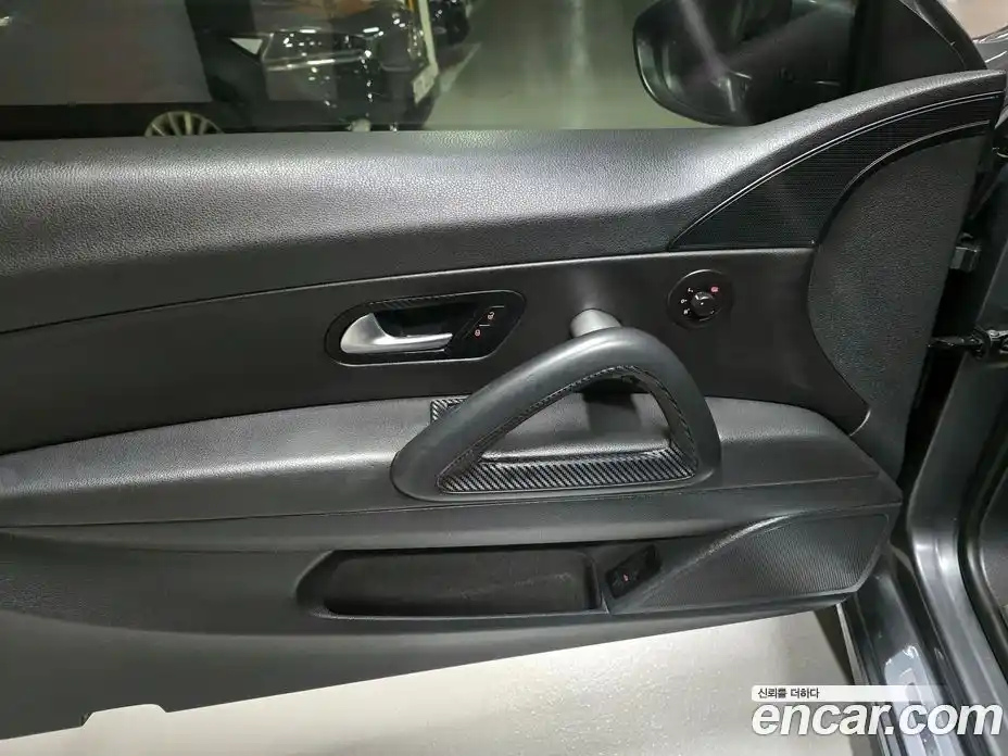 Volkswagen Scirocco 2014 2.0 Автомат в Москве № 383416, фото 17