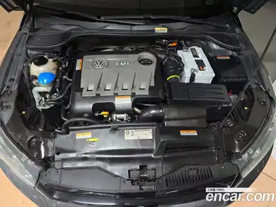 Volkswagen Scirocco 2014 2.0 Автомат в Москве № 383416, миниатюра 9