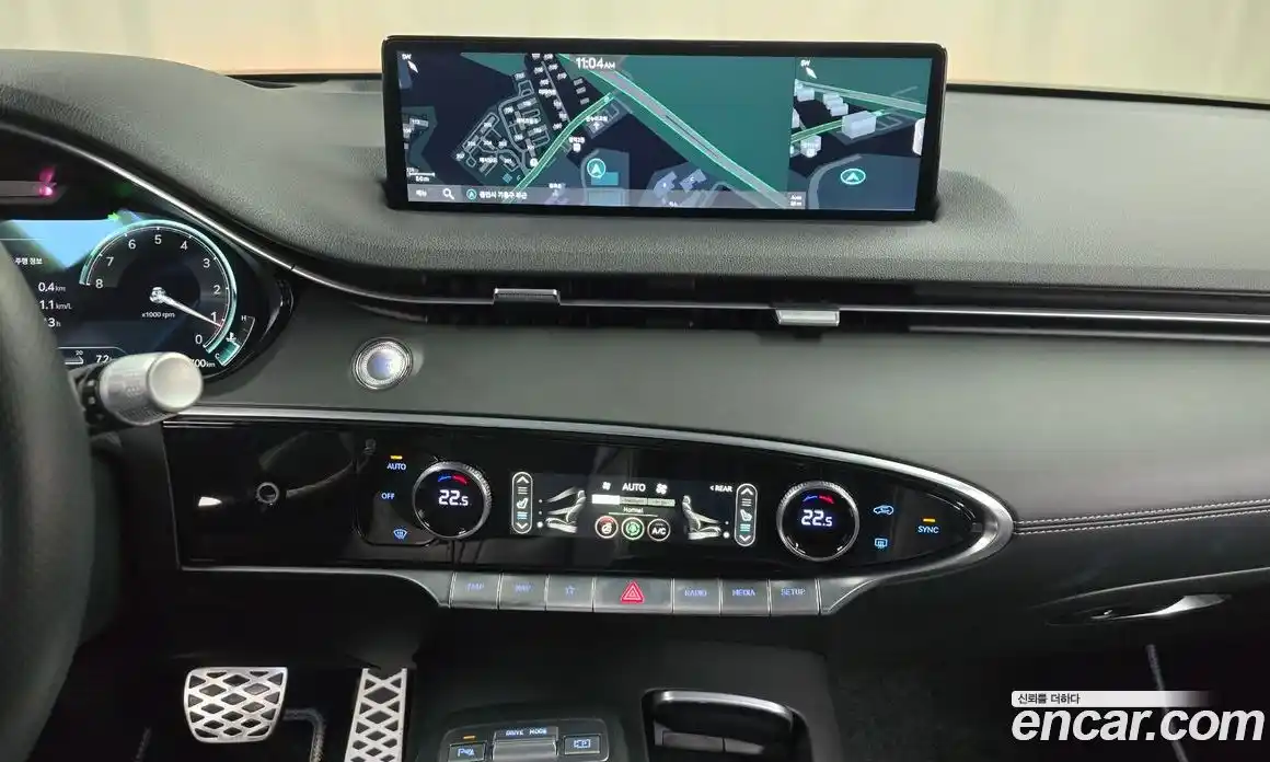 Genesis GV70 2023 2.5 Автомат в Москве № 385937, фото 14