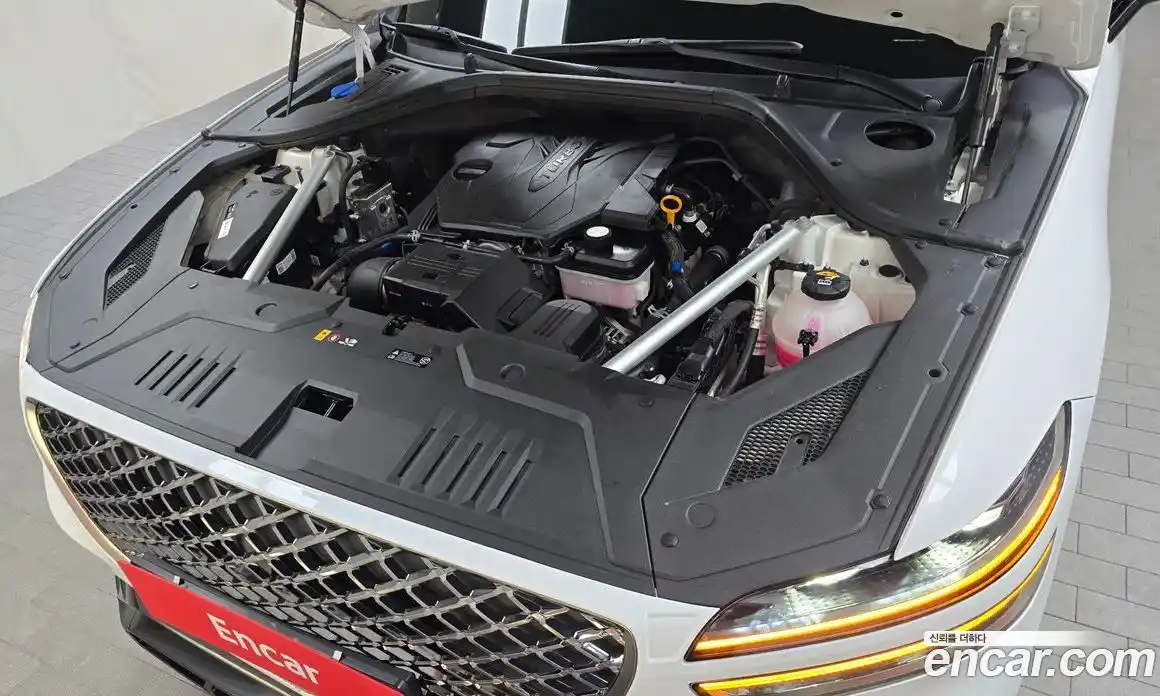 Genesis GV70 2023 2.5 Автомат в Москве № 385937, фото 6