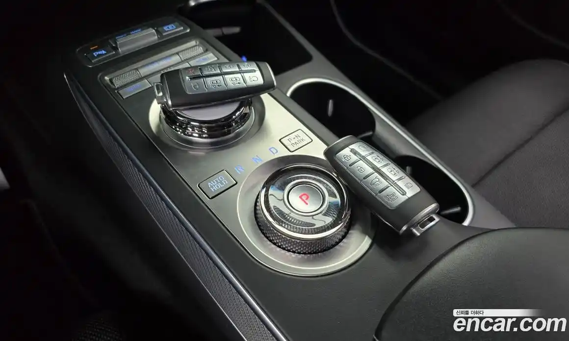 Genesis GV70 2023 2.5 Автомат в Москве № 385937, фото 9