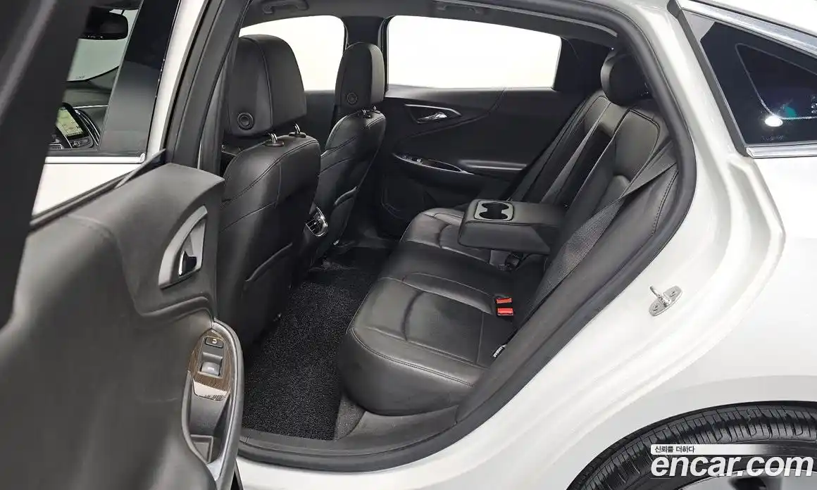 Chevrolet Malibu 2017 2.0 Автомат в Москве № 38626, фото 3