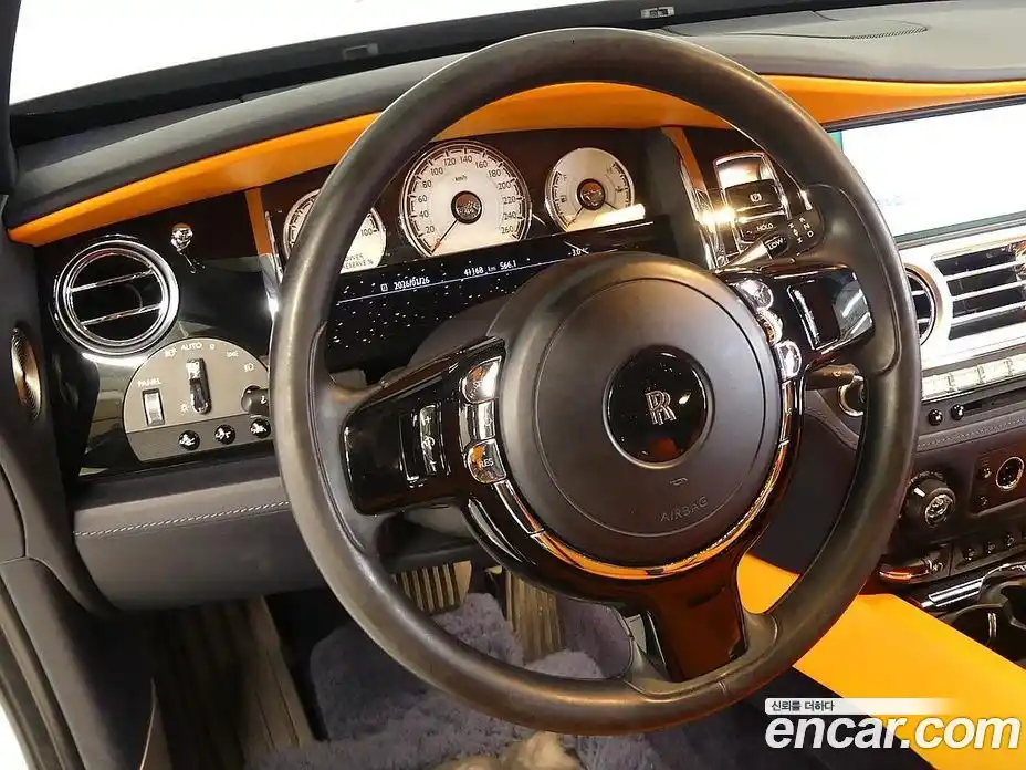 Rolls-Royce Wraith 2017 6.6 Автомат в Москве № 387379, фото 11