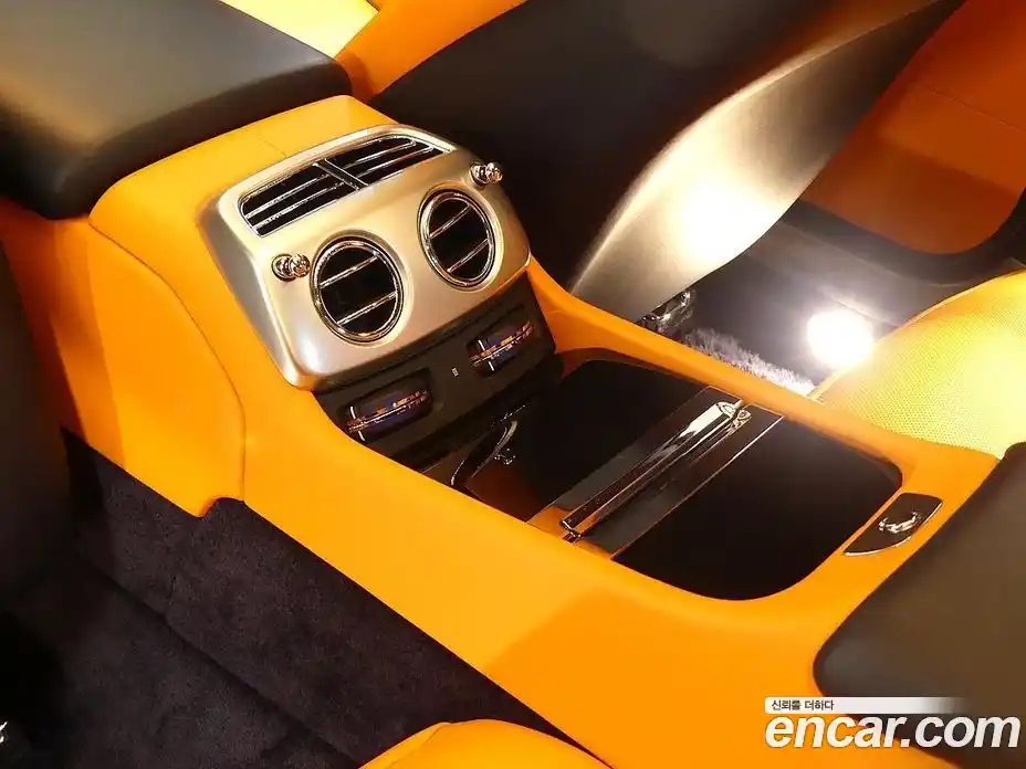 Rolls-Royce Wraith 2017 6.6 Автомат в Москве № 387379, фото 17