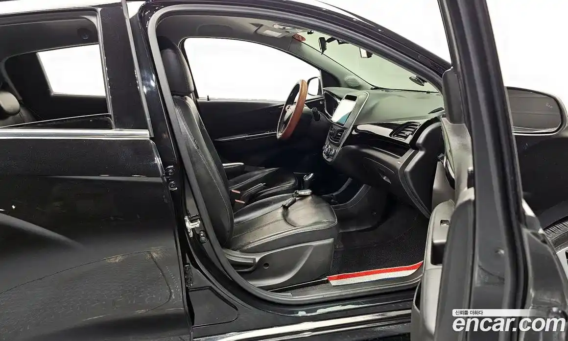 Chevrolet Spark 2017 1.0 Автомат в Москве № 389989, фото 11