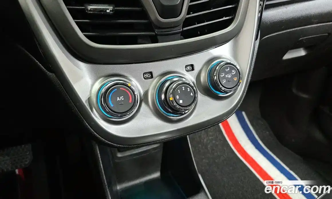 Chevrolet Spark 2017 1.0 Автомат в Москве № 389989, фото 15