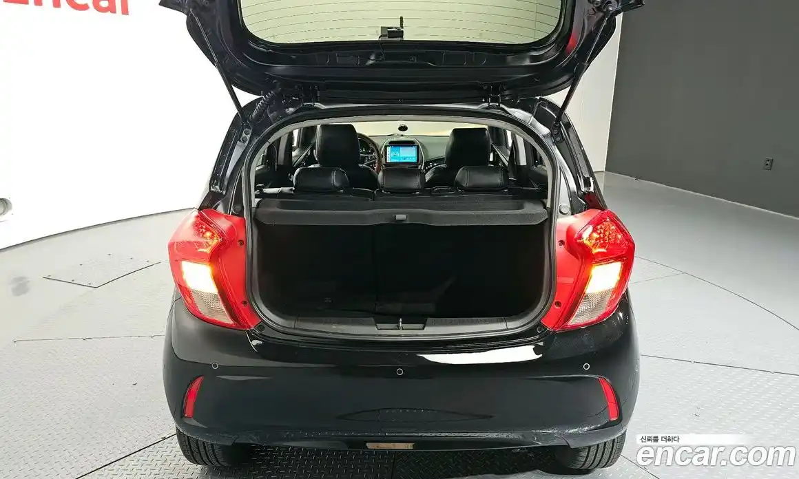 Chevrolet Spark 2017 1.0 Автомат в Москве № 389989, фото 20