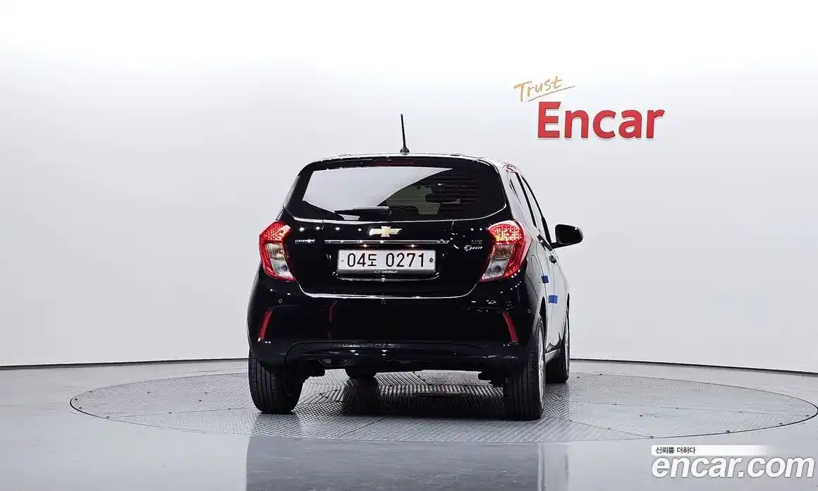 Chevrolet Spark 2017 1.0 Автомат в Москве № 389989, фото 4