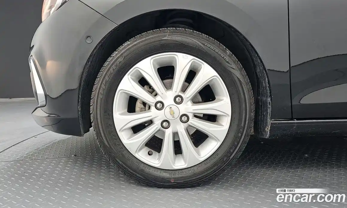 Chevrolet Spark 2017 1.0 Автомат в Москве № 389989, фото 5