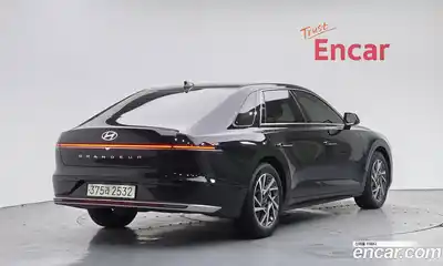 Hyundai Grandeur 2023 1.6 Автомат в Москве № 397311, миниатюра 2
