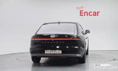 Hyundai Grandeur 2023 1.6 Автомат в Москве № 397311, миниатюра 4