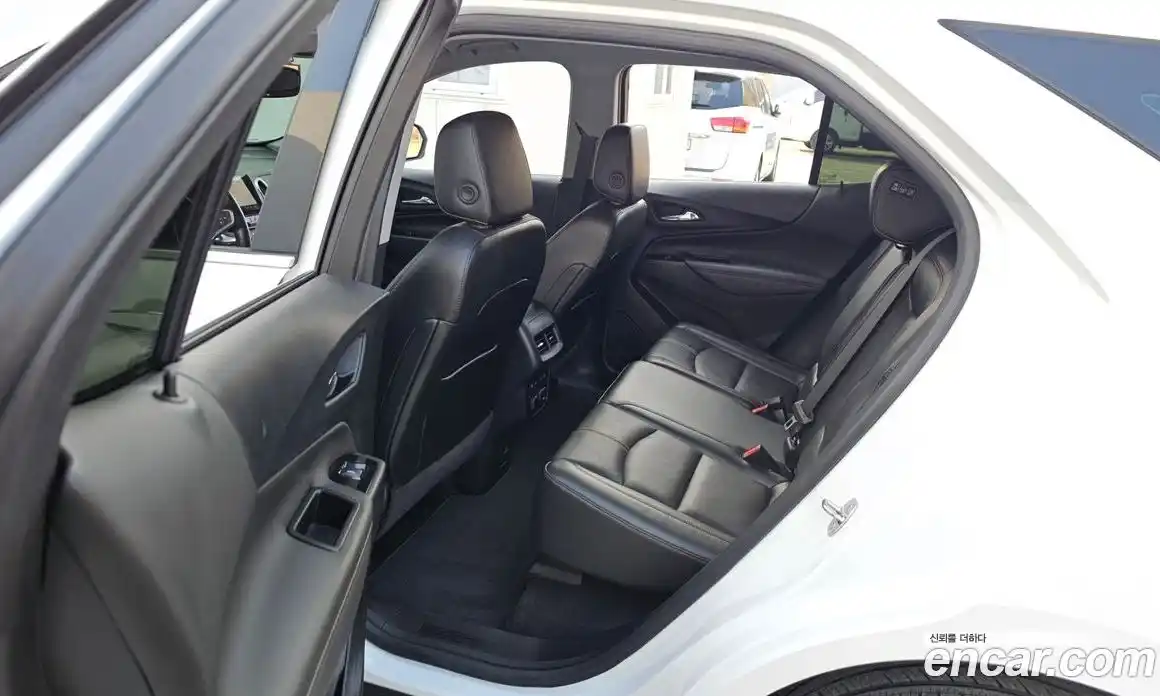 Chevrolet Equinox 2022 1.5 Автомат в Москве № 39783, фото 12