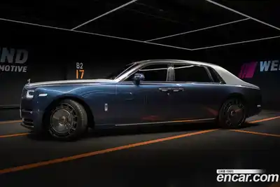 Rolls-Royce Phantom 2018 6.7 Автомат в Москве № 407371, миниатюра 2