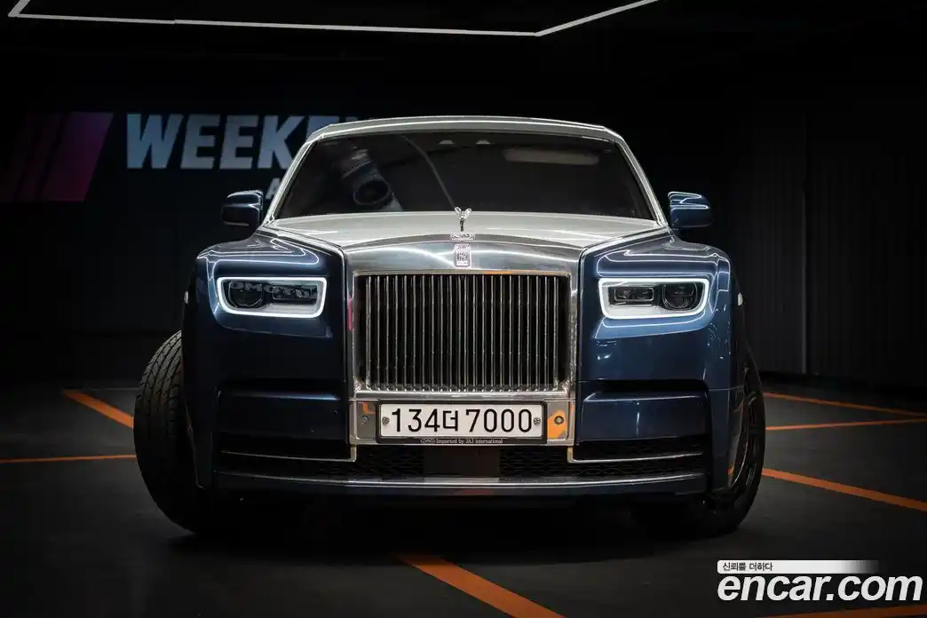 Rolls-Royce Phantom 2018 6.7 Автомат в Москве № 407371, фото 3