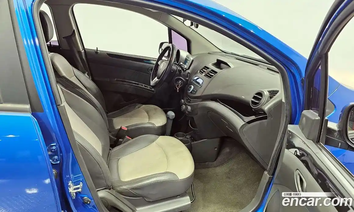 Chevrolet Spark 2012 1.0 Автомат в Москве № 40810, фото 16