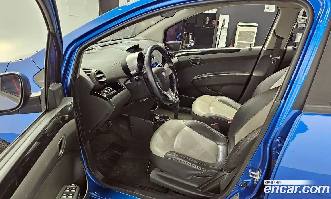 Chevrolet Spark 2012 1.0 Автомат в Москве № 40810, фото 8