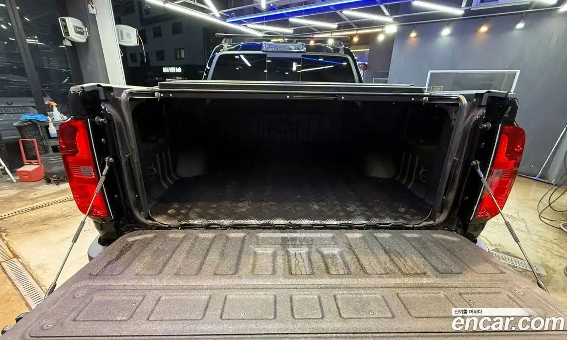 Chevrolet Colorado 2020 3.6 Автомат в Москве № 422238, фото 13