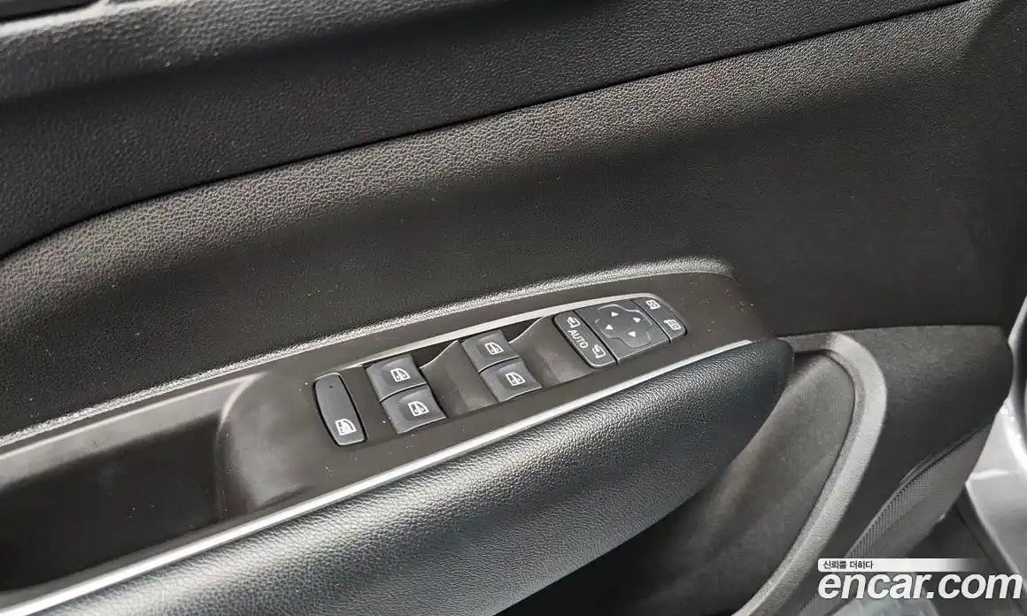 Renault QM6 2022 2.0 Автомат в Москве № 423775, фото 17