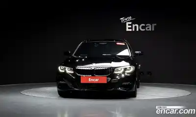 BMW 3-Series 2022 2.0 Автомат в Москве № 425821, миниатюра 2