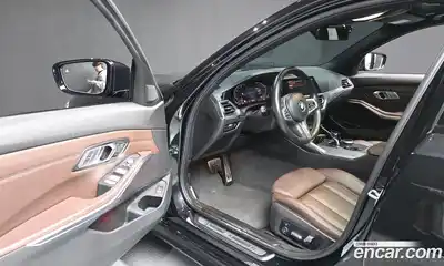 BMW 3-Series 2022 2.0 Автомат в Москве № 425821, миниатюра 9