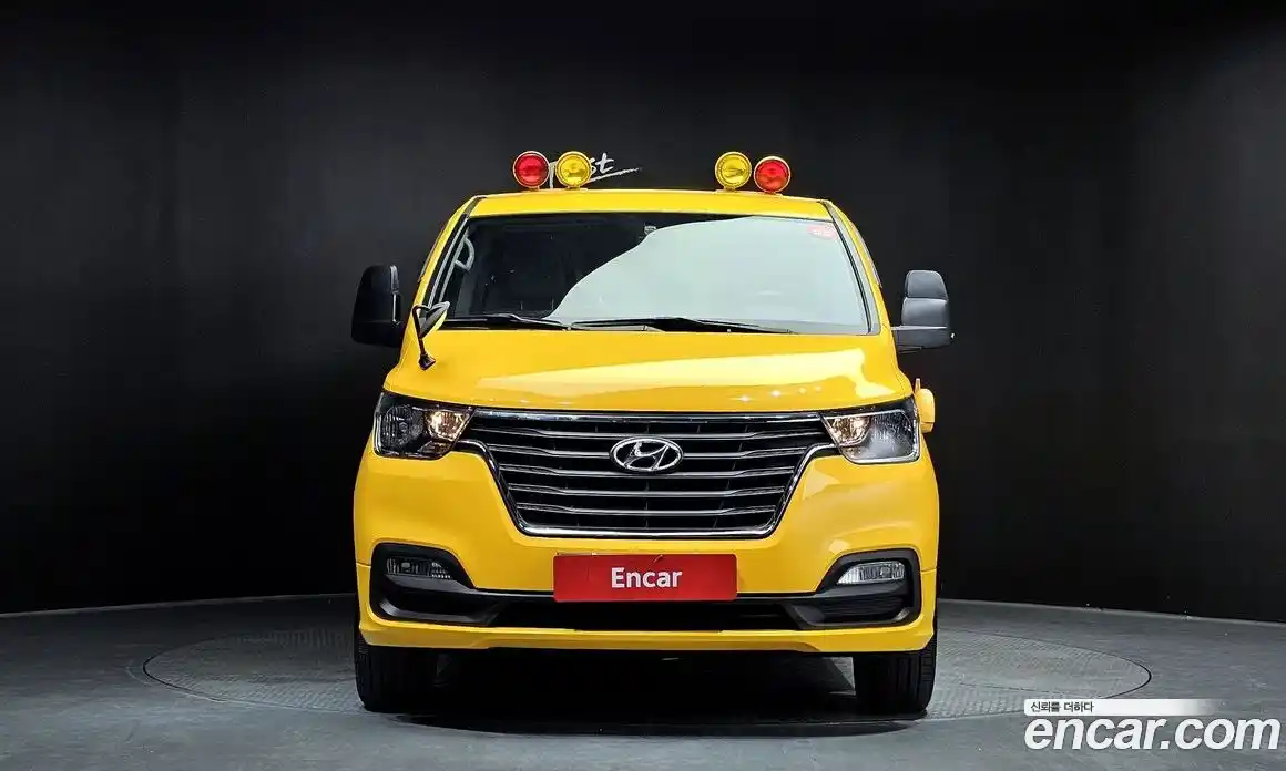 Hyundai Starex 2020 2.4 Автомат в Москве № 43084, фото 12