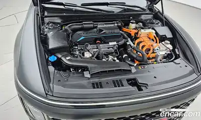 Hyundai Grandeur 2024 1.6 Автомат в Москве № 459023, миниатюра 6