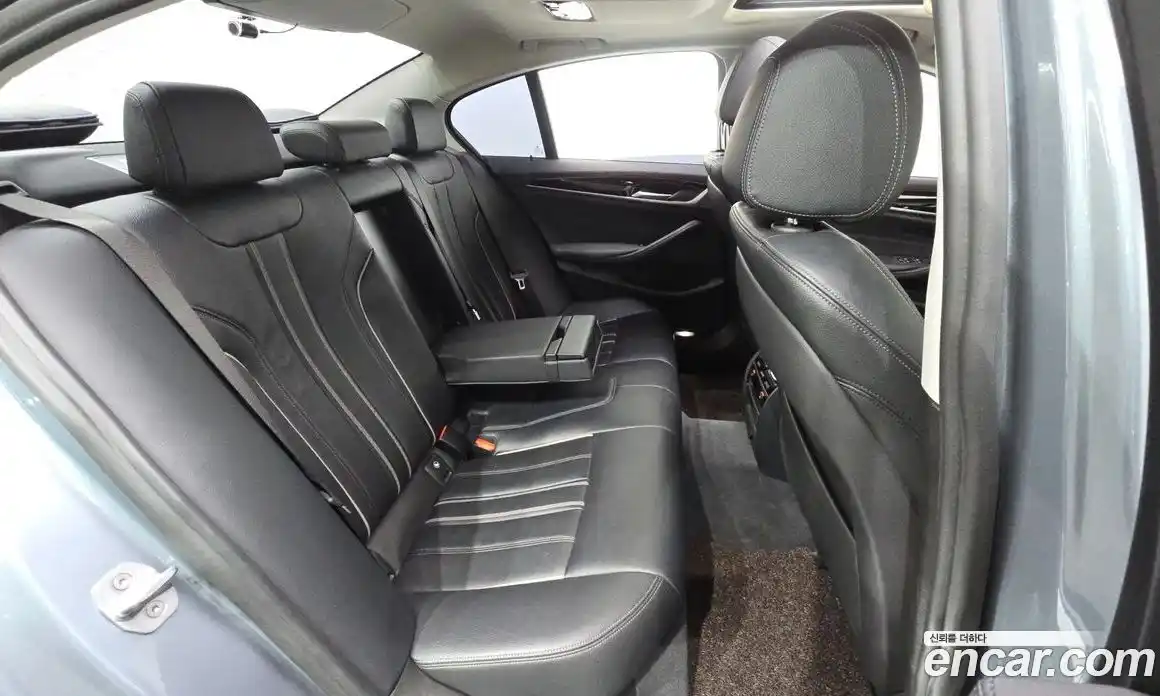 BMW 5-Series 2018 2.0 Автомат в Москве № 464996, фото 12