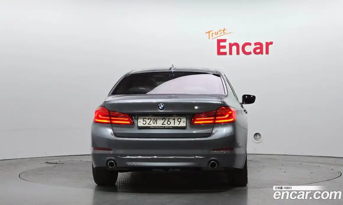 BMW 5-Series 2018 2.0 Автомат в Москве № 464996, фото 4