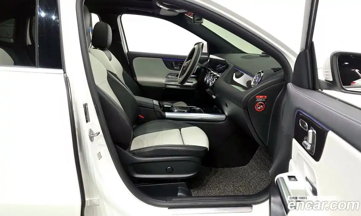 Mercedes-Benz GLA-Class 2021 2.0 Автомат в Москве № 466644, фото 11