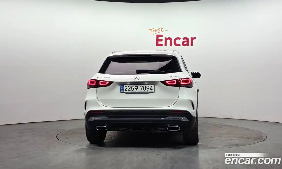 Mercedes-Benz GLA-Class 2021 2.0 Автомат в Москве № 466644, фото 4