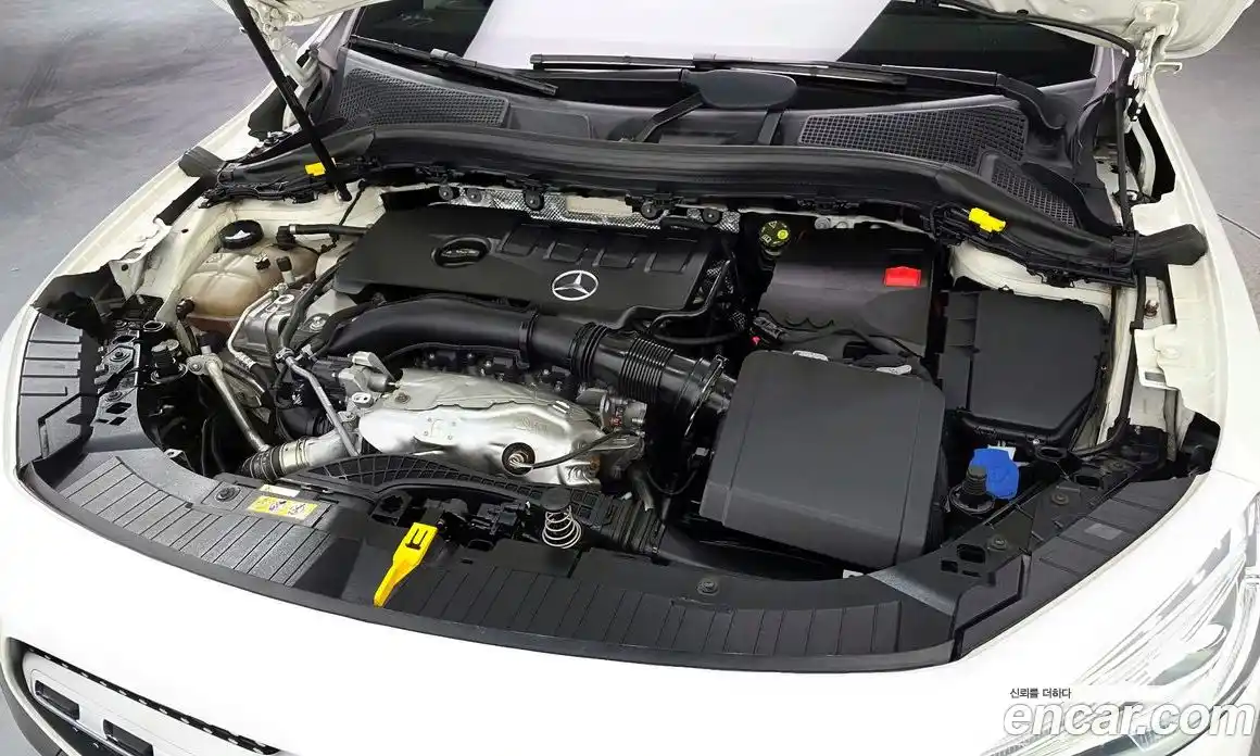 Mercedes-Benz GLA-Class 2021 2.0 Автомат в Москве № 466644, фото 6