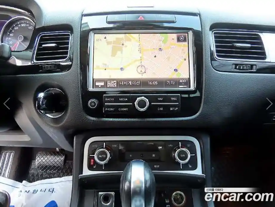 Volkswagen Touareg 2013 3.0 Автомат в Москве № 472412, фото 14