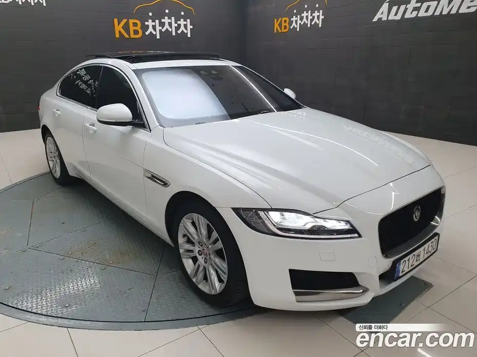 Jaguar XF 2017 3.0 Автомат в Москве № 474227, фото 1