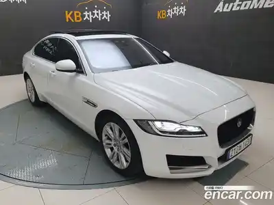 Jaguar XF, 2017